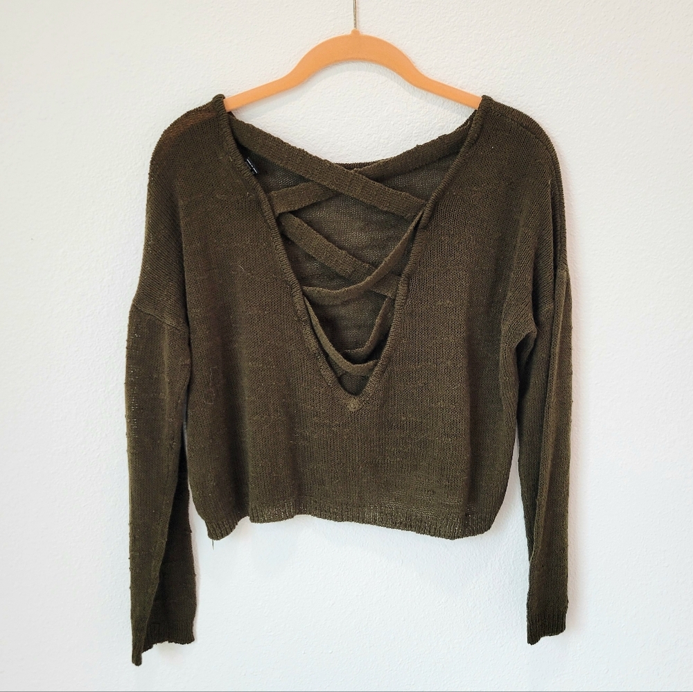 Forever 21 Dark Olive Green Cropped Sweater V-Back Small